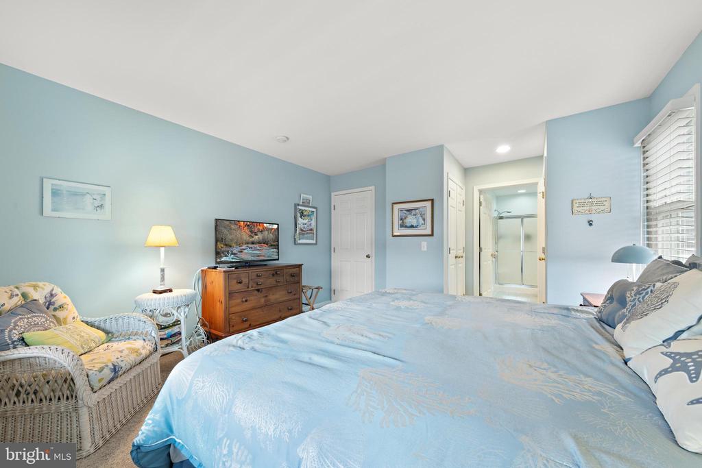 10608 BEACH AVENUE