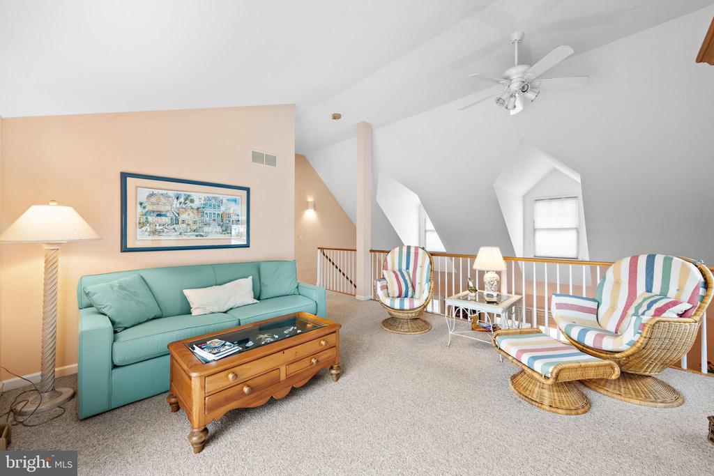 10608 BEACH AVENUE