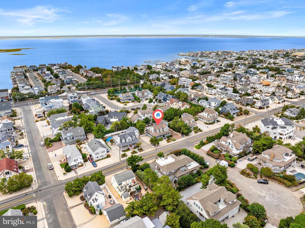 10608 BEACH AVENUE