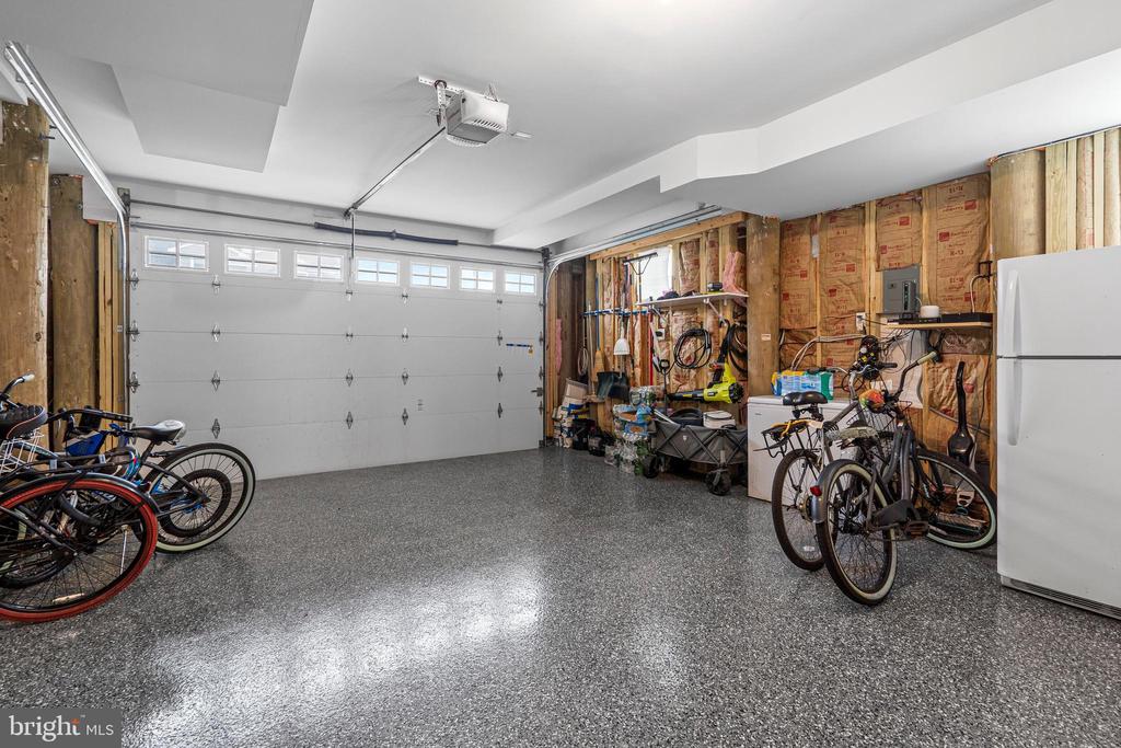 12711 BEACH AVE