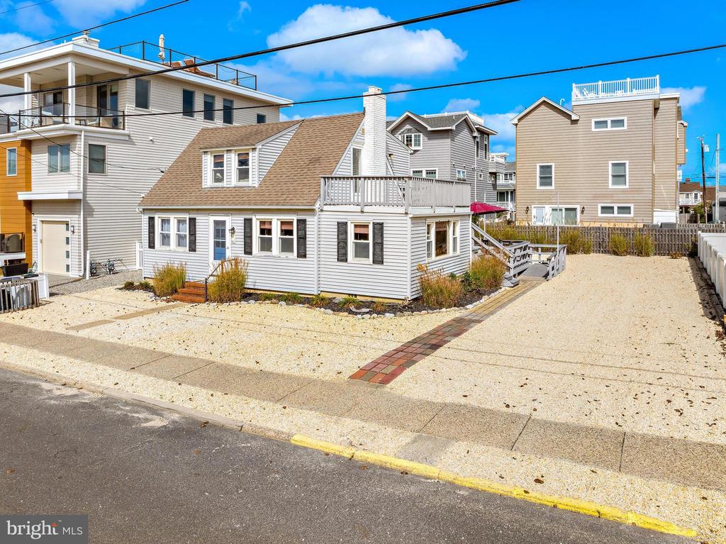103 E 86TH SEA GLASS