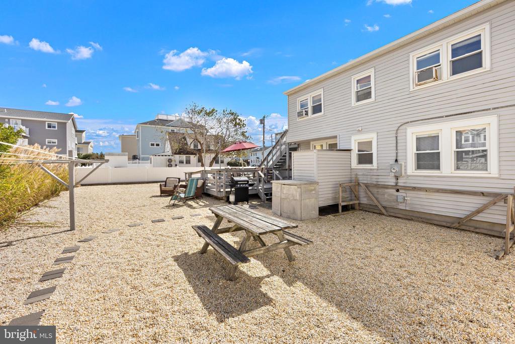 103 E 86TH SEA GLASS
