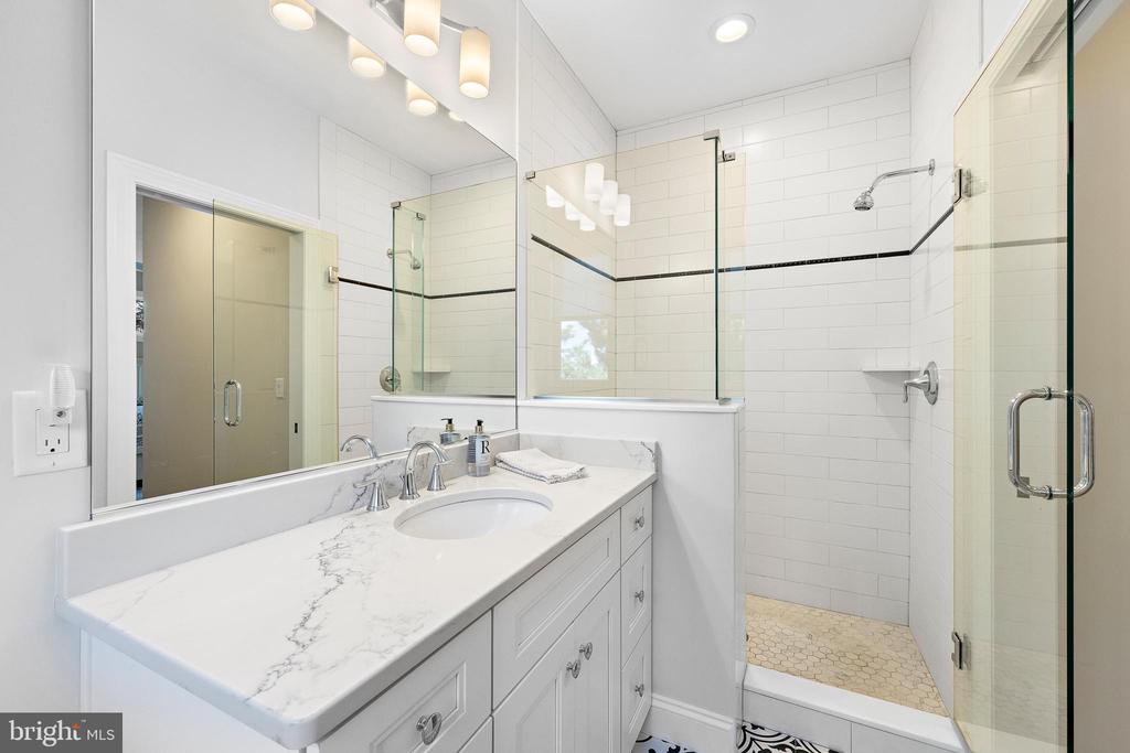 119 N 17TH STREET