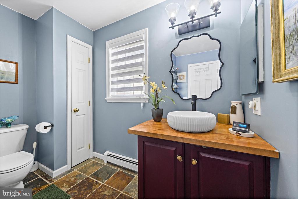 249 W 17TH STREET