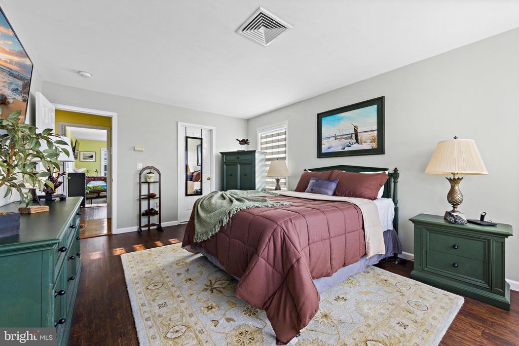 249 W 17TH STREET