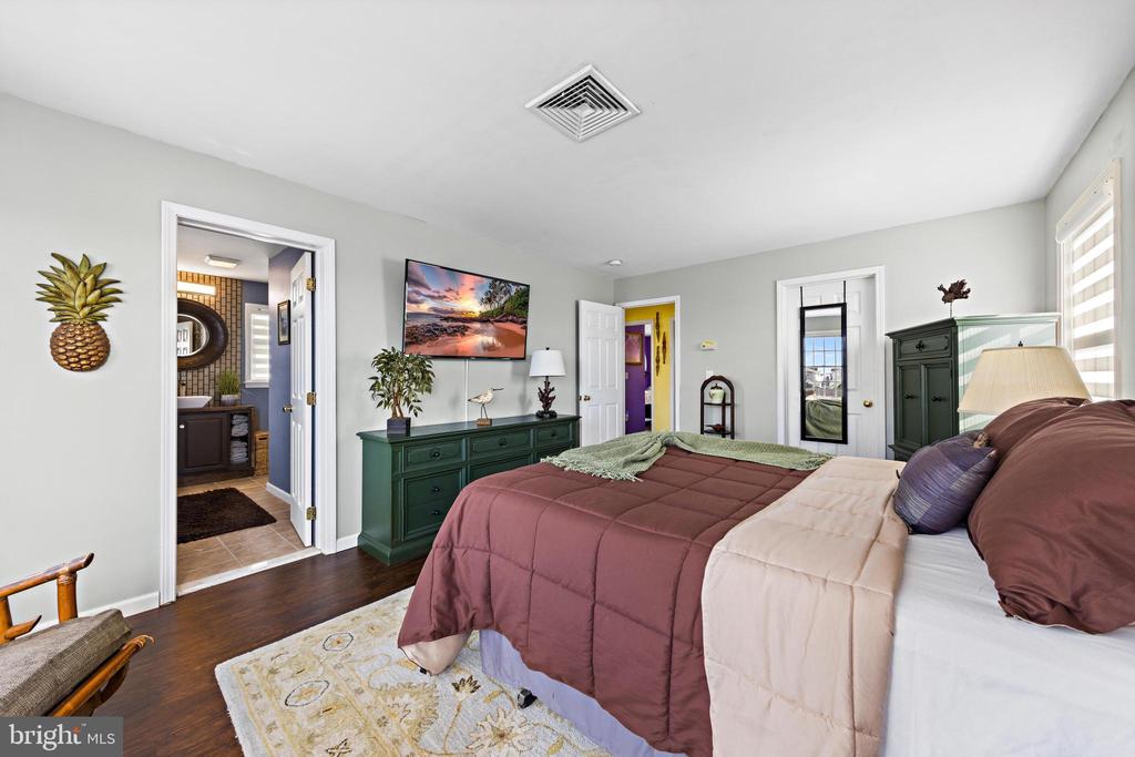 249 W 17TH STREET