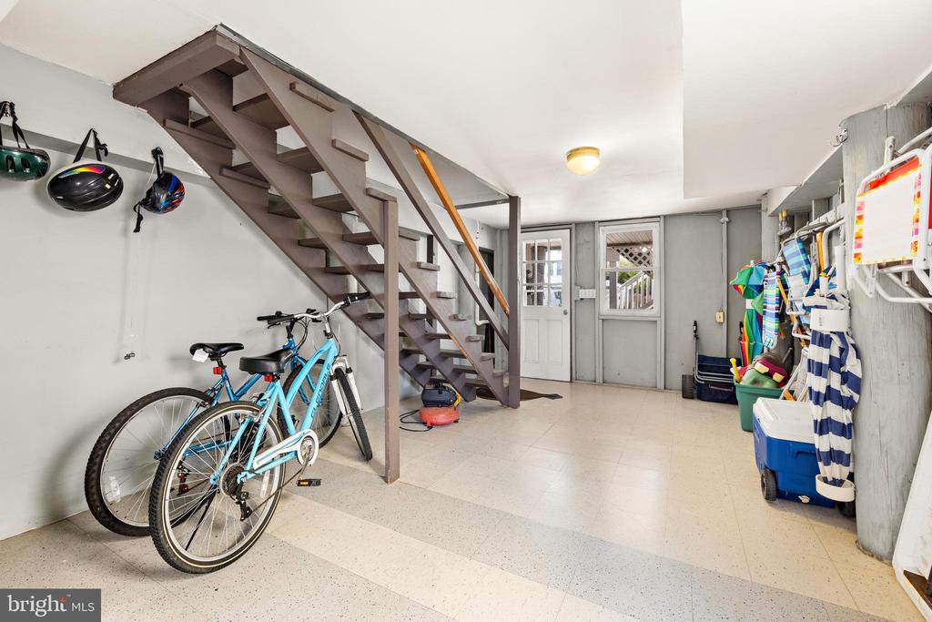 249 W 17TH STREET