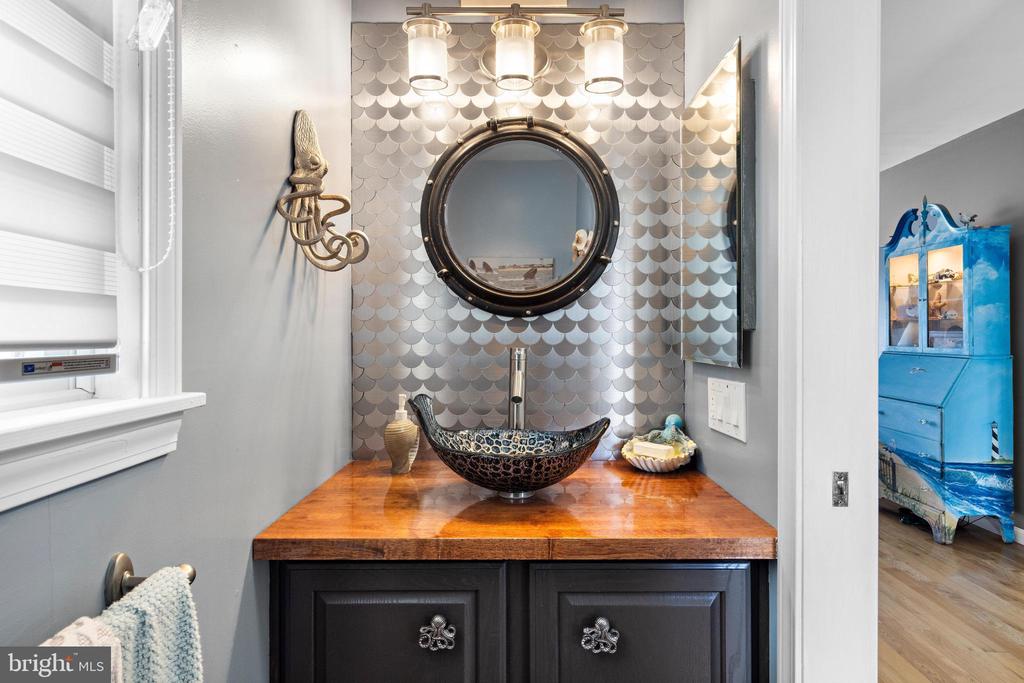 249 W 17TH STREET