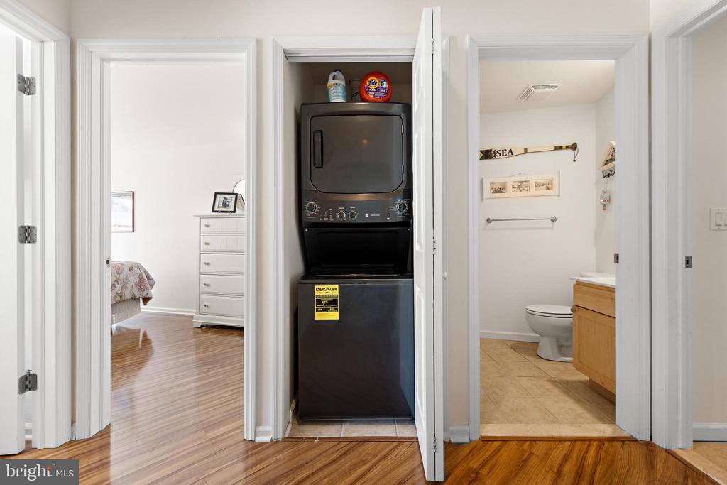 1810 CENTRAL AVENUE Unit: 5