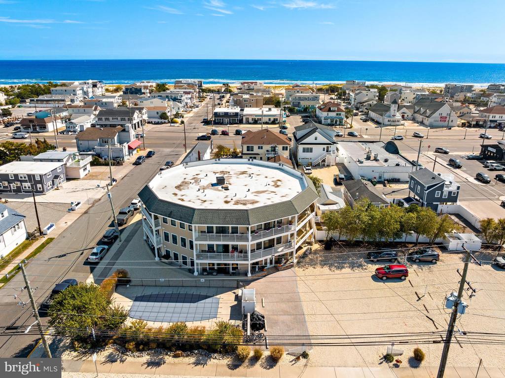 1810 CENTRAL AVENUE Unit: 5