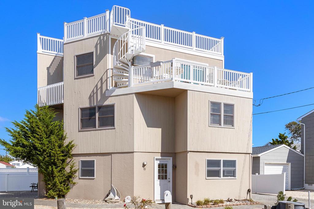 15 WELDON PL