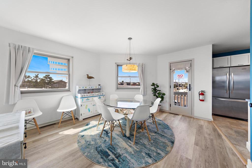15 WELDON PL
