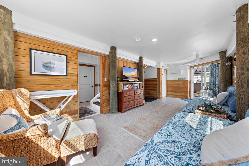 15 WELDON PL