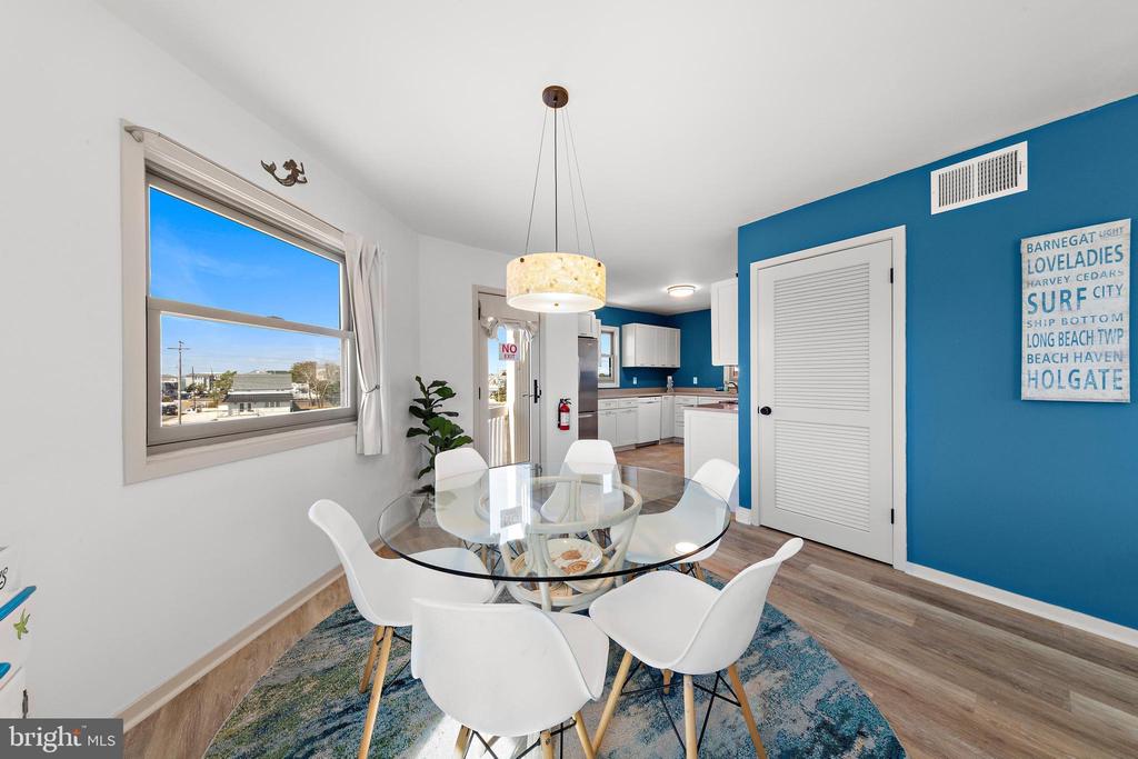 15 WELDON PL