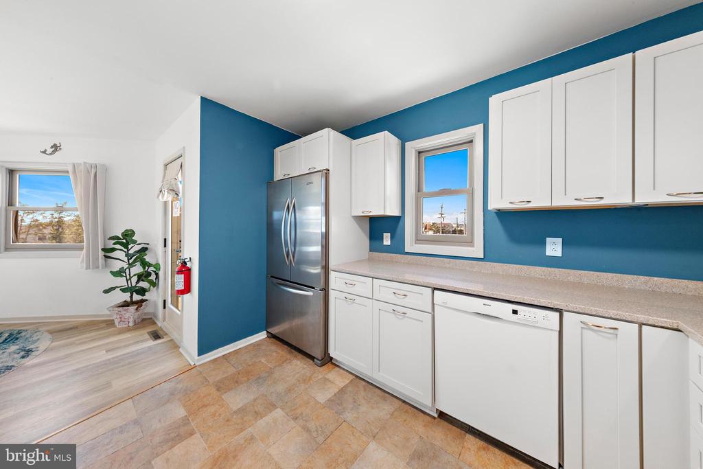 15 WELDON PL