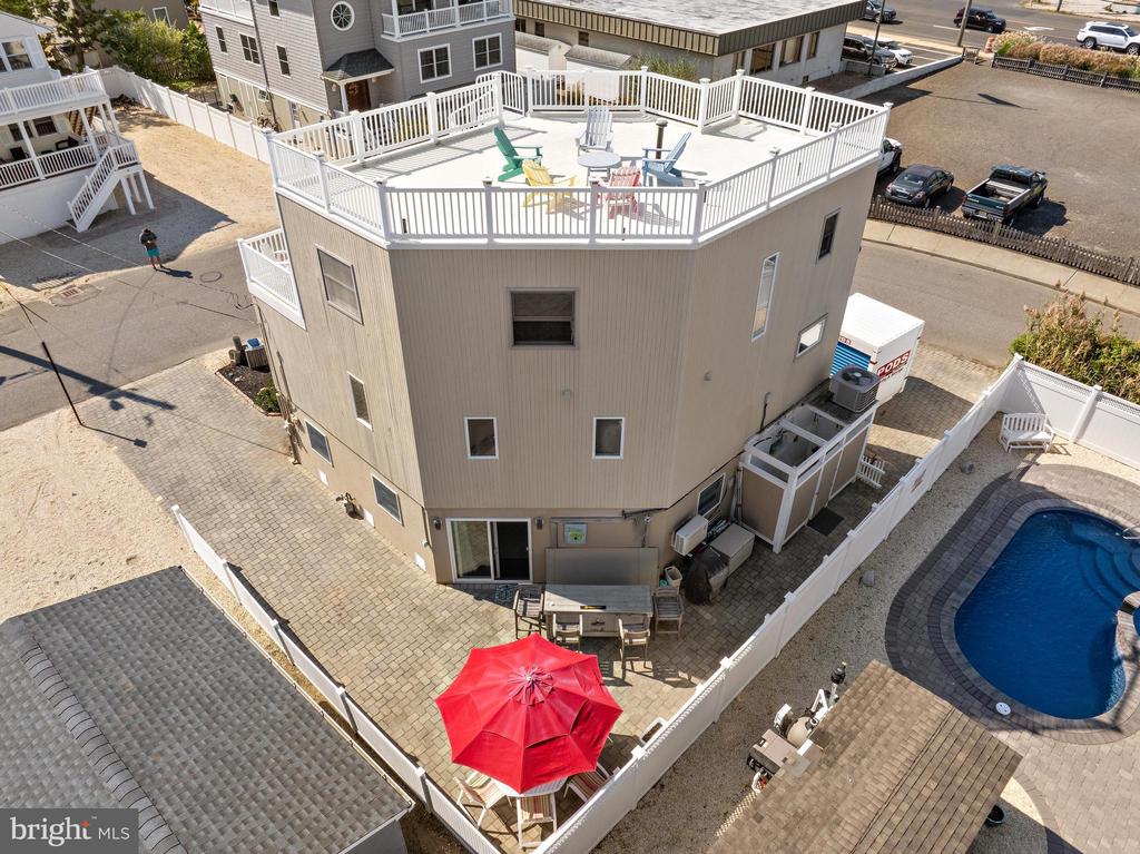15 WELDON PL