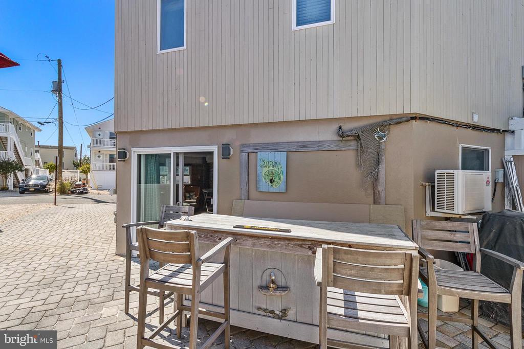 15 WELDON PL