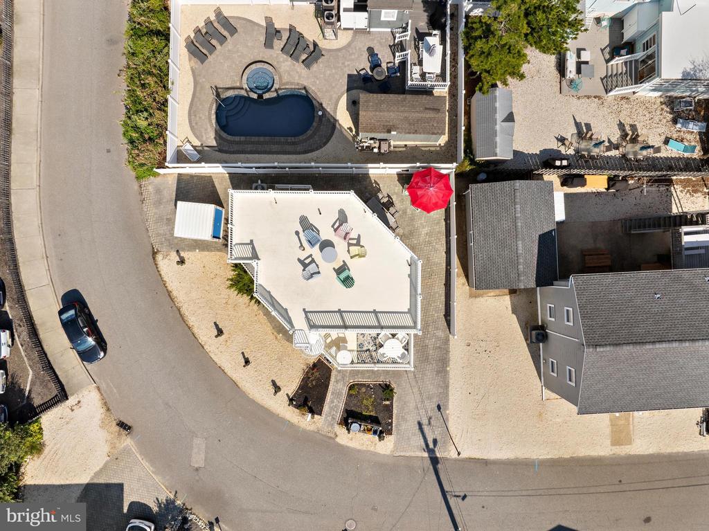 15 WELDON PL