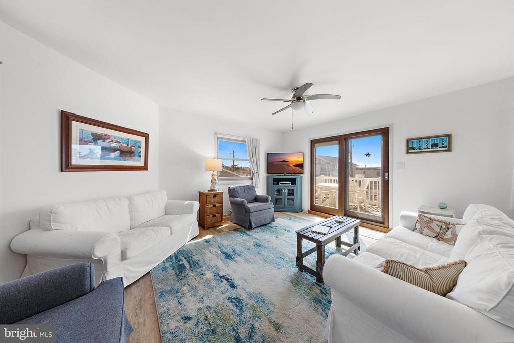 15 WELDON PL