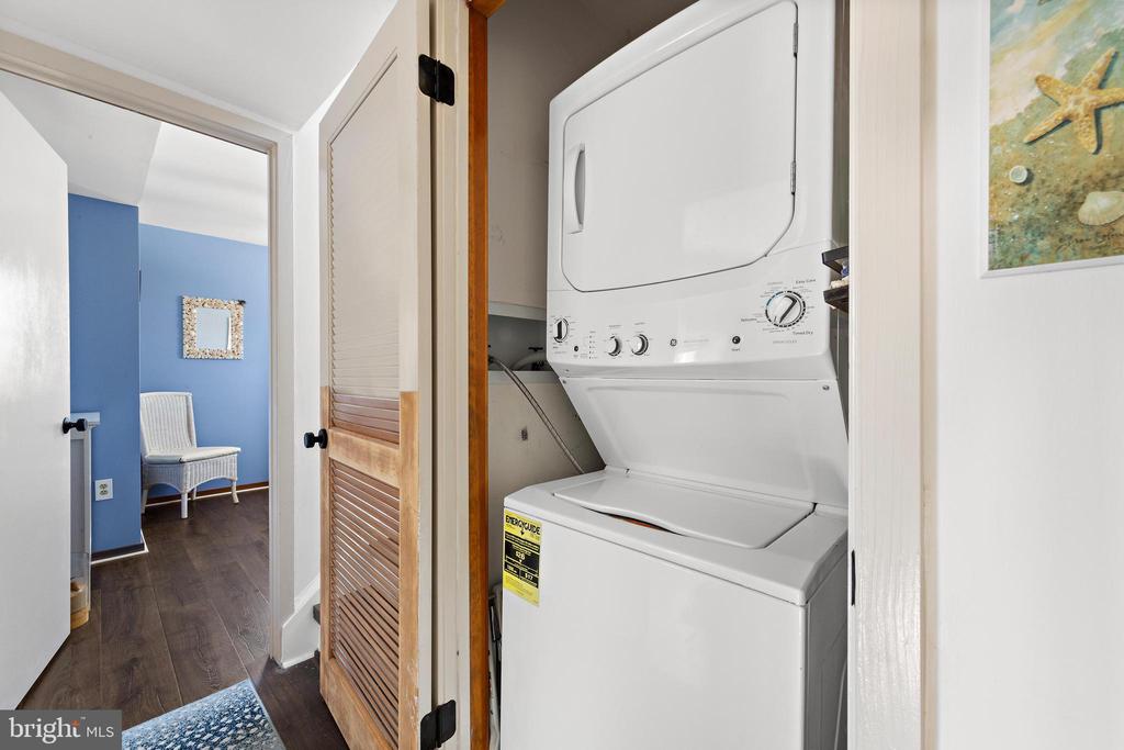 15 WELDON PL