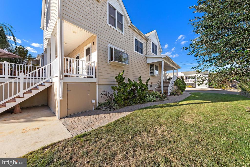 112 W NEW JERSEY AVENUE