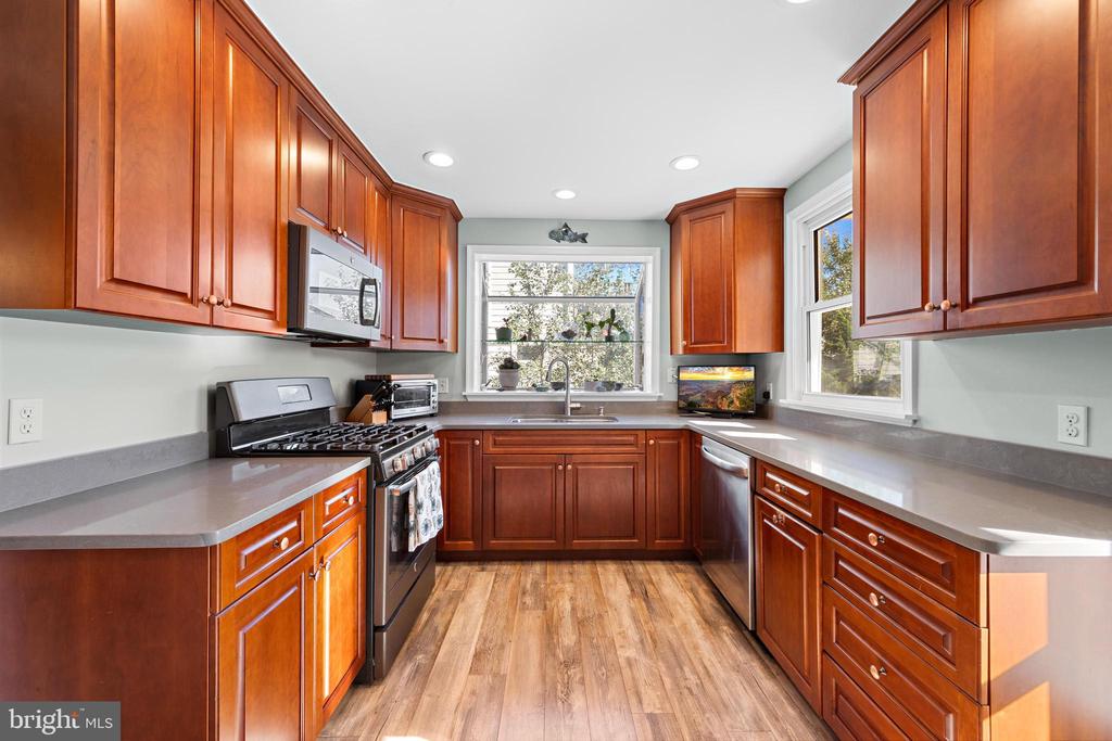 112 W NEW JERSEY AVENUE
