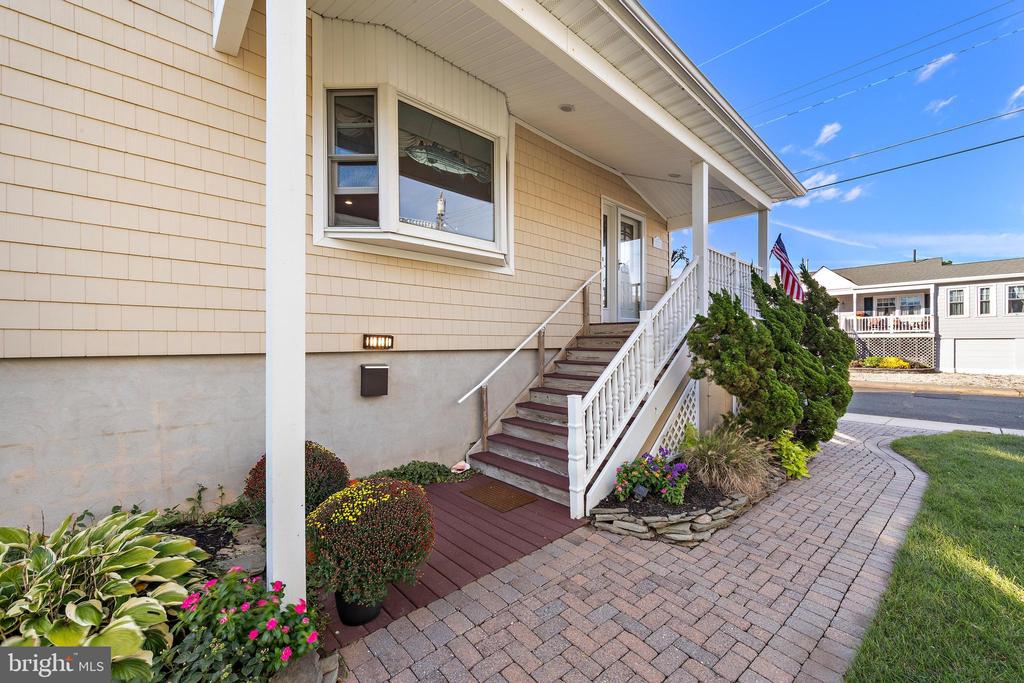 112 W NEW JERSEY AVENUE
