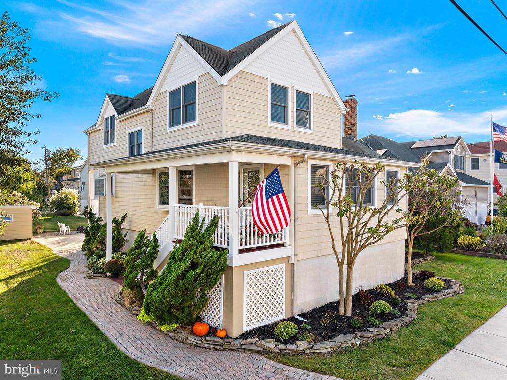 112 W NEW JERSEY AVENUE