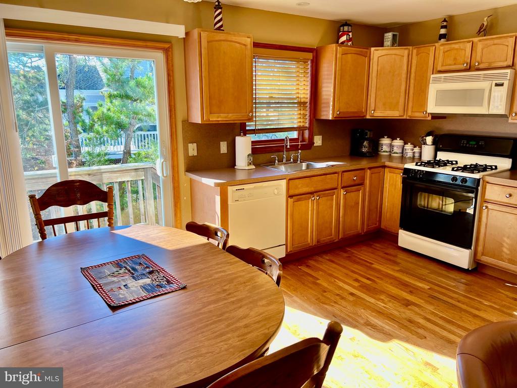38 W NEW JERSEY AVENUE Unit: A