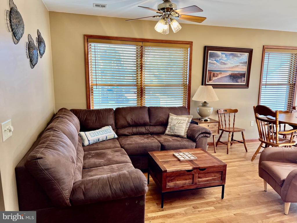 38 W NEW JERSEY AVENUE Unit: A
