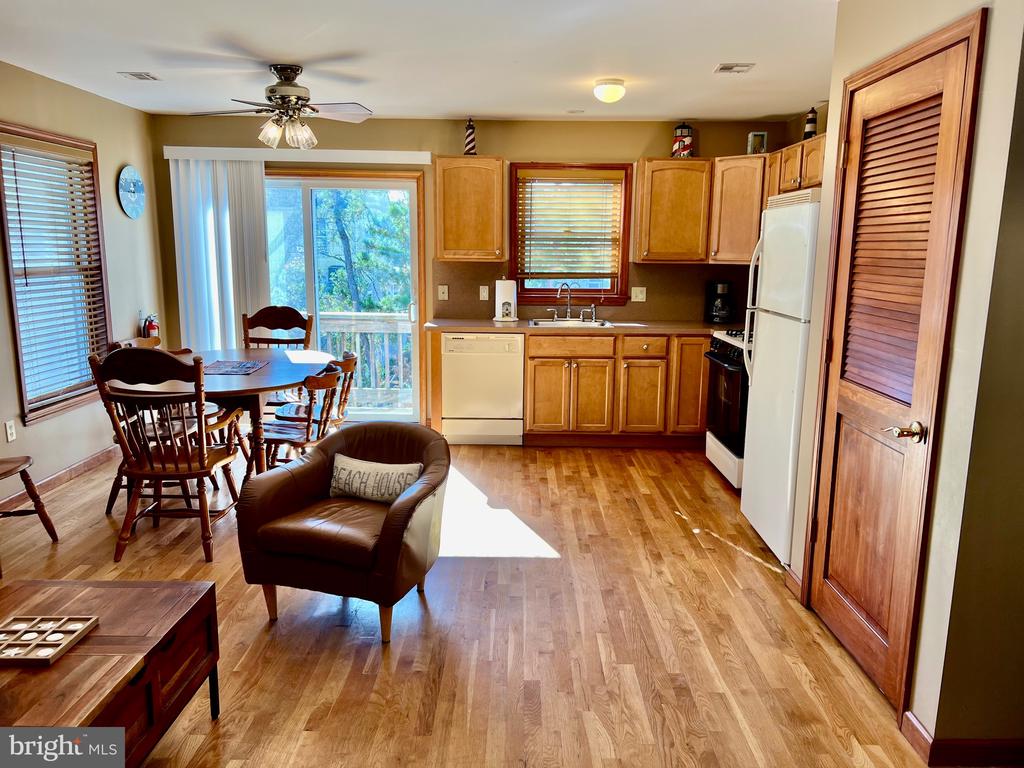 38 W NEW JERSEY AVENUE Unit: A