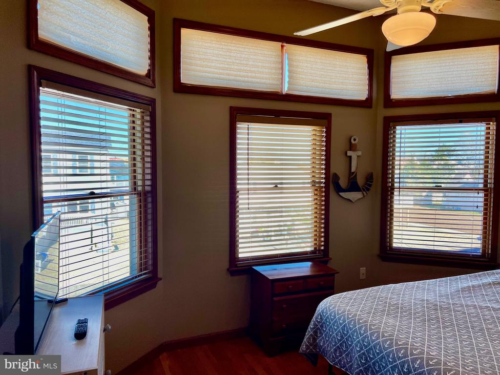 38 W NEW JERSEY AVENUE Unit: A