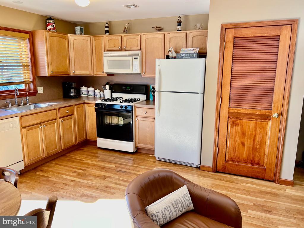 38 W NEW JERSEY AVENUE Unit: A