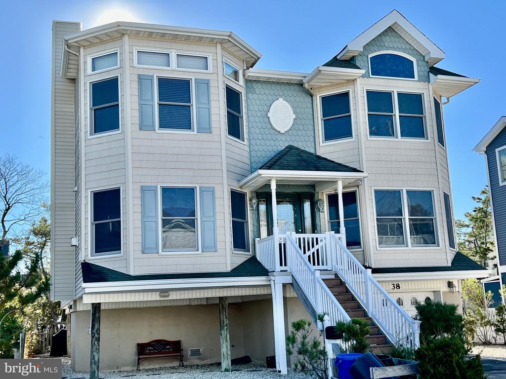 38 W NEW JERSEY AVENUE Unit: A
