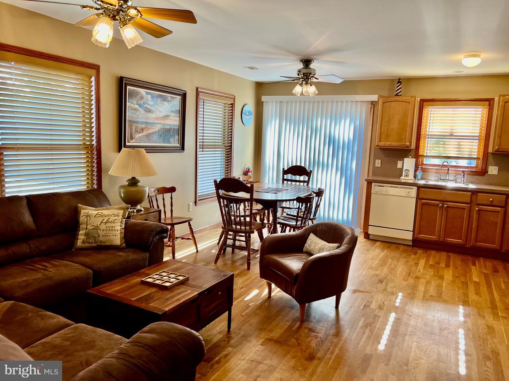 38 W NEW JERSEY AVENUE Unit: A