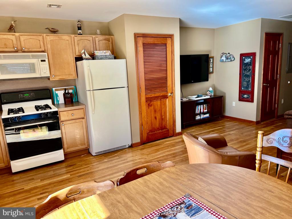 38 W NEW JERSEY AVENUE Unit: A