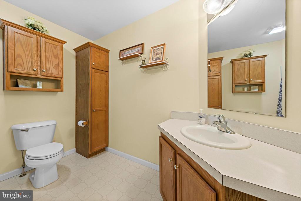 2 RED BANK DRIVE