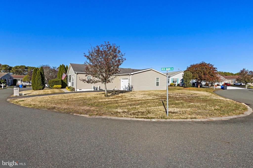 2 RED BANK DRIVE