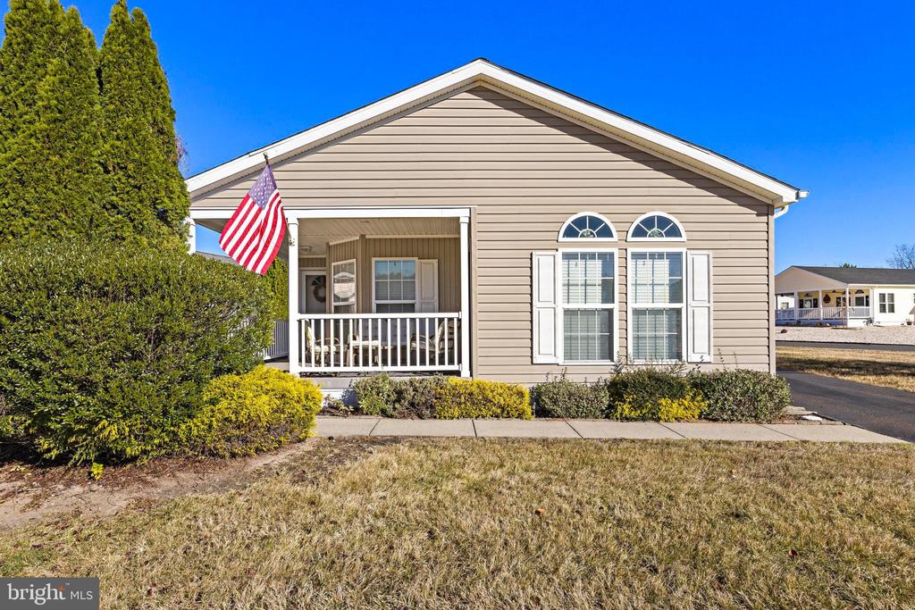 2 RED BANK DRIVE