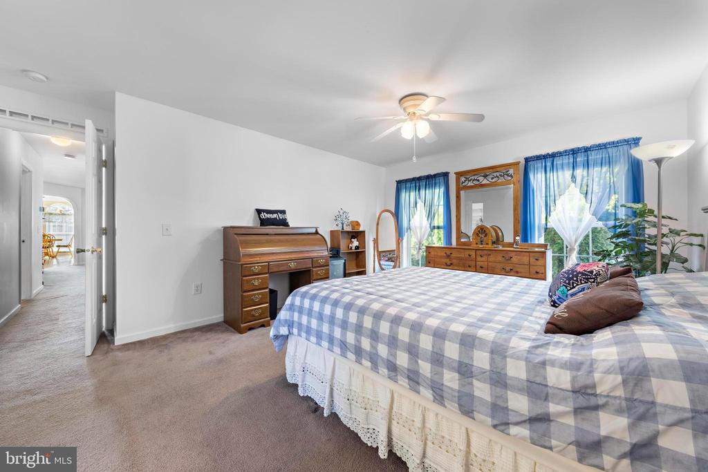 2 RED BANK DRIVE