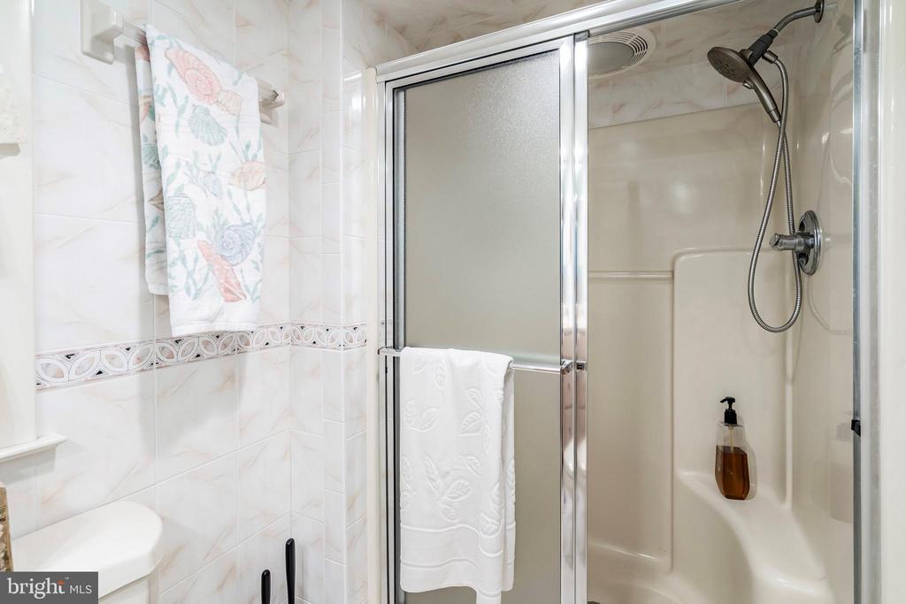 214 25TH