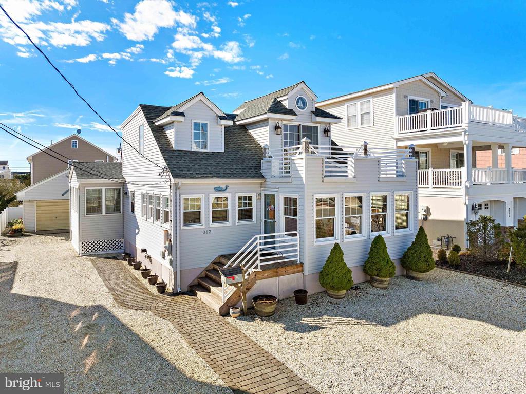 312 N 12TH STREET
