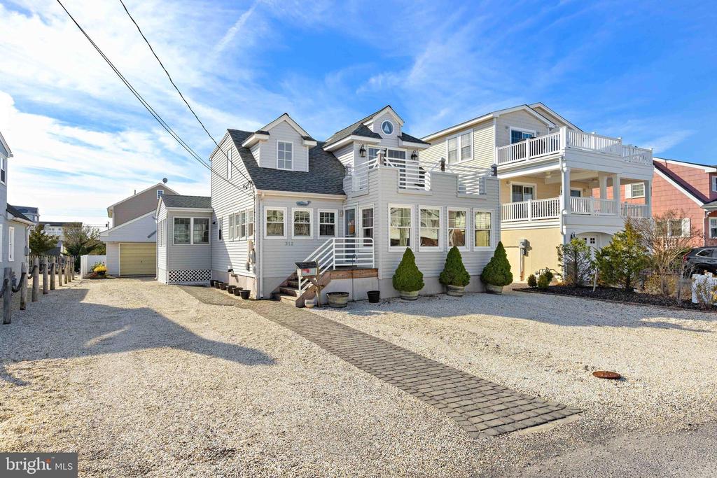 312 N 12TH STREET