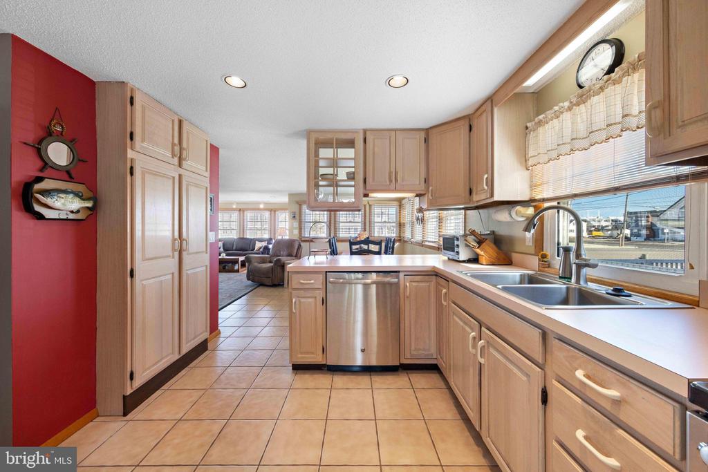 312 N 12TH STREET