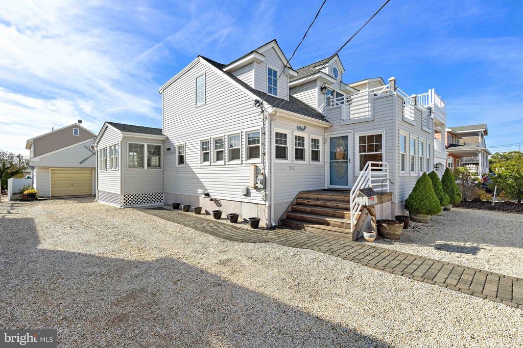 312 N 12TH STREET