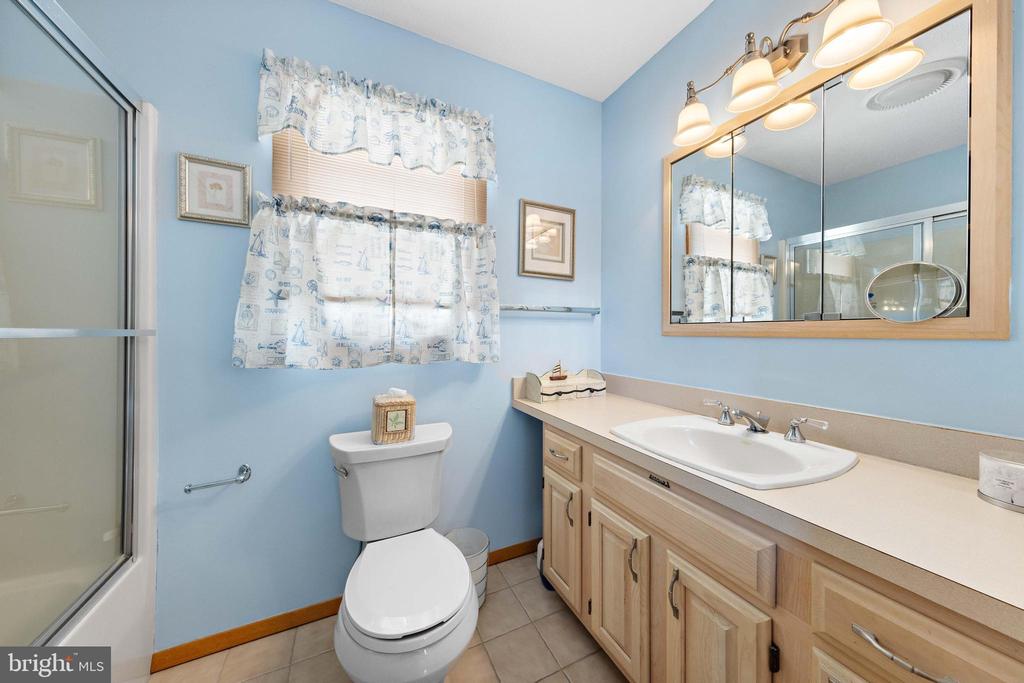 312 N 12TH STREET