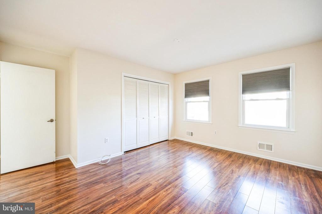 8 EMERALD DRIVE