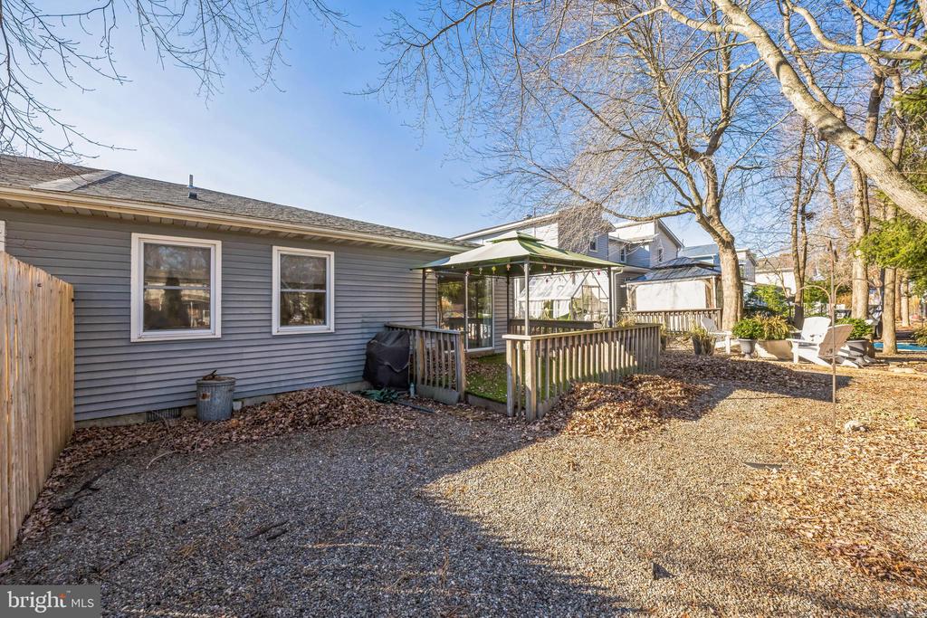 8 EMERALD DRIVE
