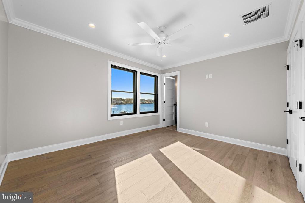 334 W 19TH STREET