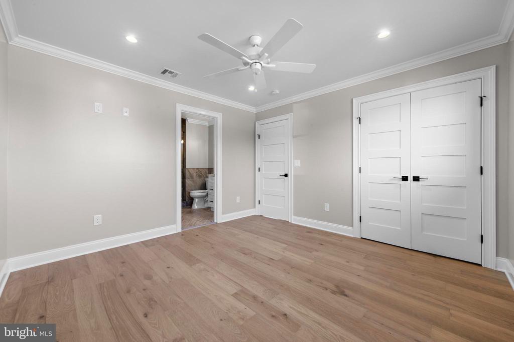 334 W 19TH STREET